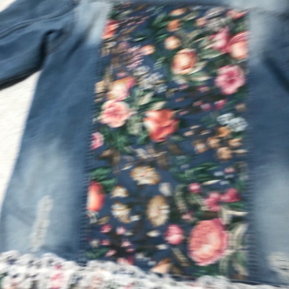 Denim Jacket with Accents of Lace Fabric and Jewels - Picture 3 of 5